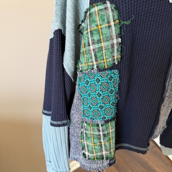 POL Blue Oversized Blocked Patch Floral Long Sleeve Sweater Small - Picture 4 of 12